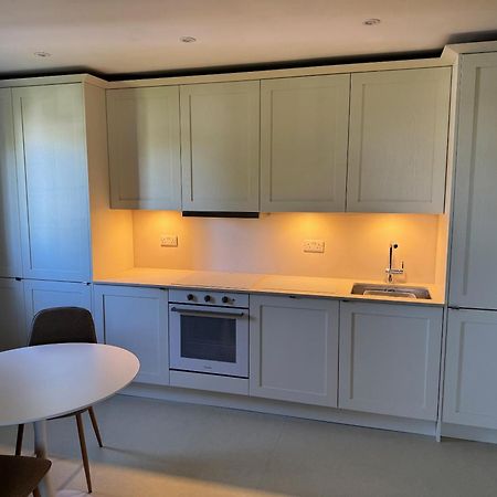Aaron Glen Guest House Loanhead 외부 사진