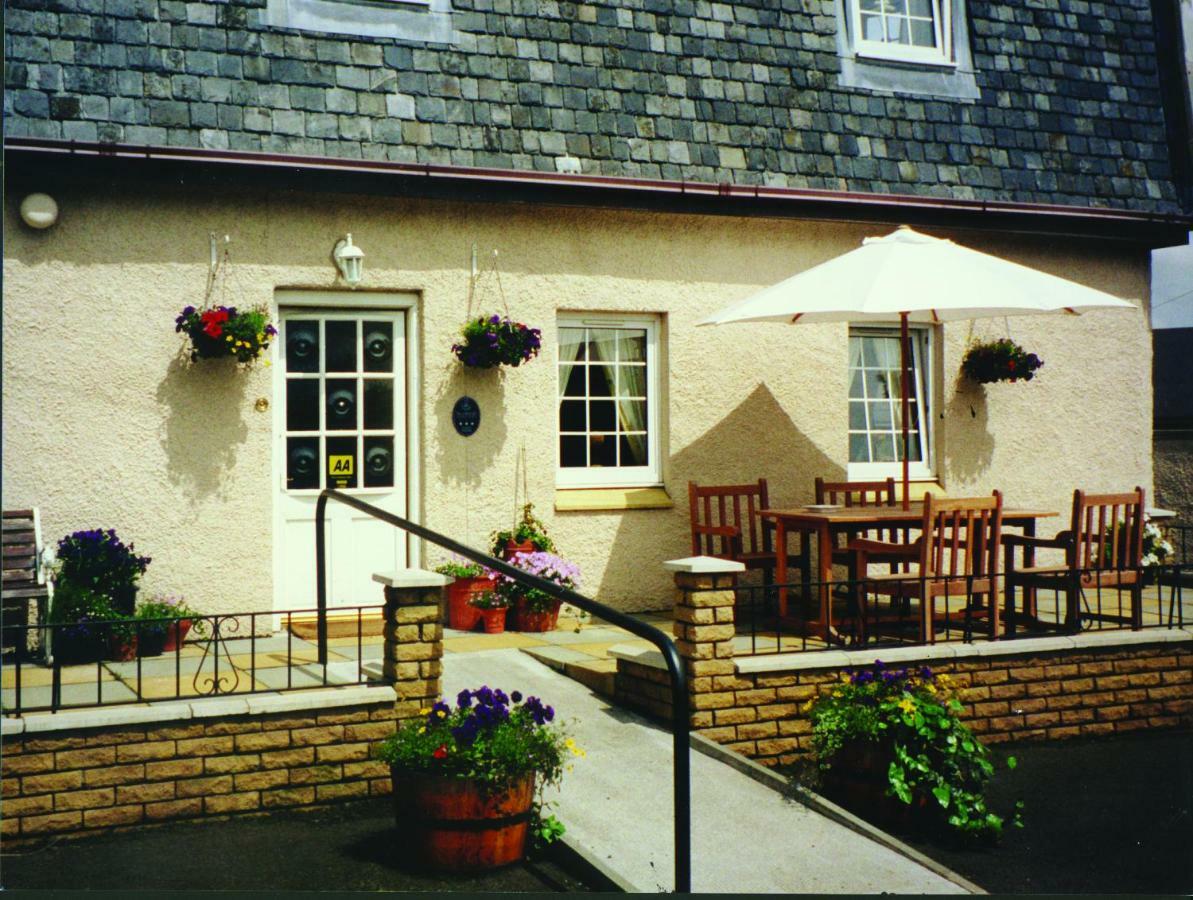 Aaron Glen Guest House Loanhead 외부 사진