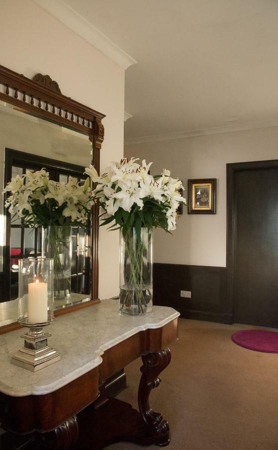 Aaron Glen Guest House Loanhead 외부 사진