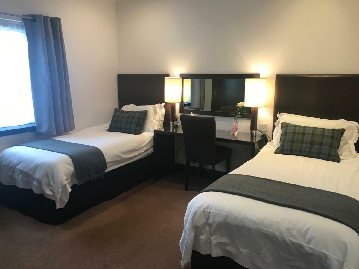 Aaron Glen Guest House Loanhead 외부 사진