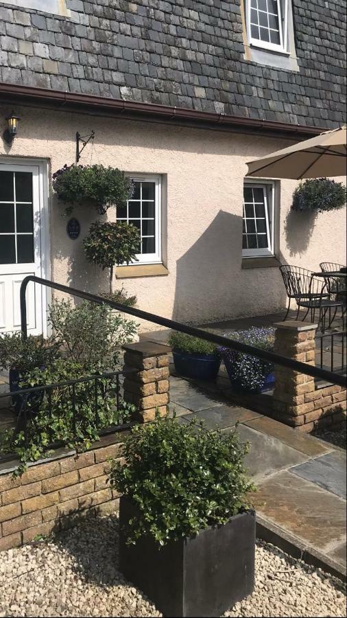 Aaron Glen Guest House Loanhead 외부 사진